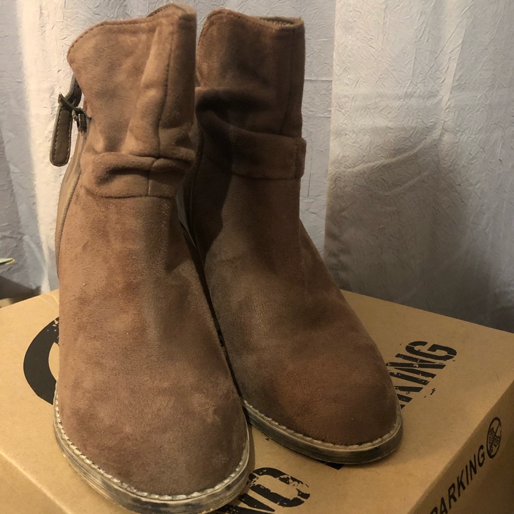 Alterd State Booties - Picture 2 of 2